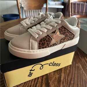Art Class Cream and Brown Sneakers with Animal Print